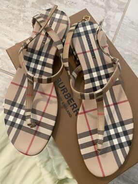 Burberry Emily Check Thong Sandals with Black and Red Accents